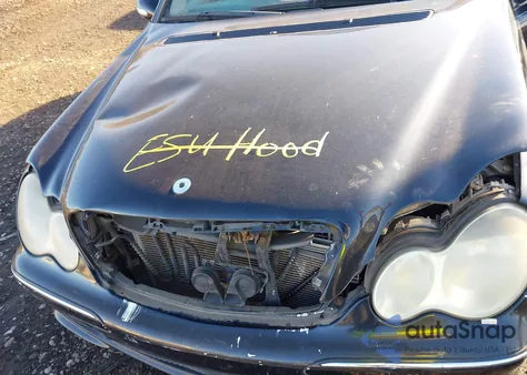 2006 Mercedes-Benz C 230 Sport from USA, damaged, VIN WDBRF52H36A843486